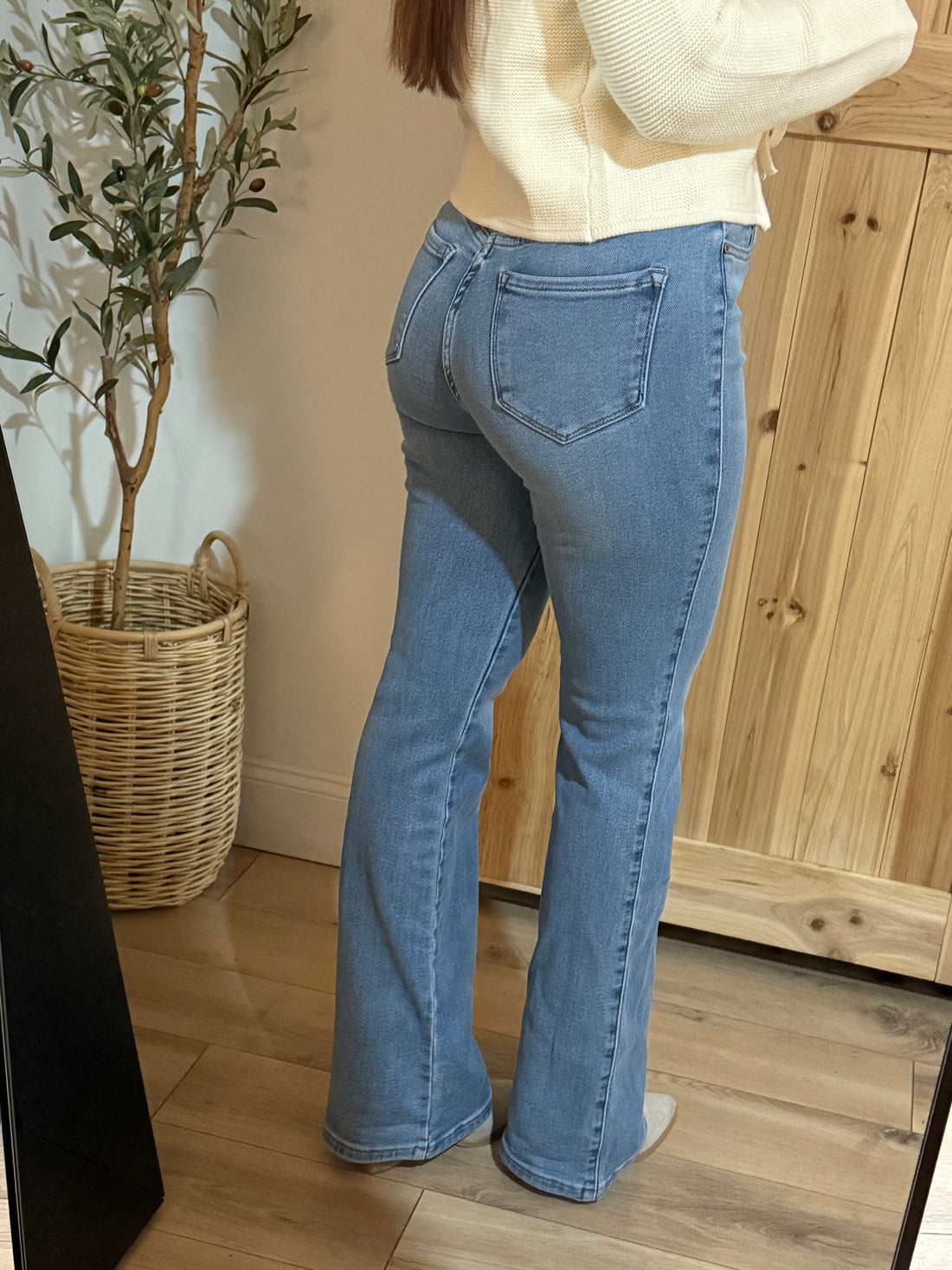 Mid Rise Chels Bootcut Jeans