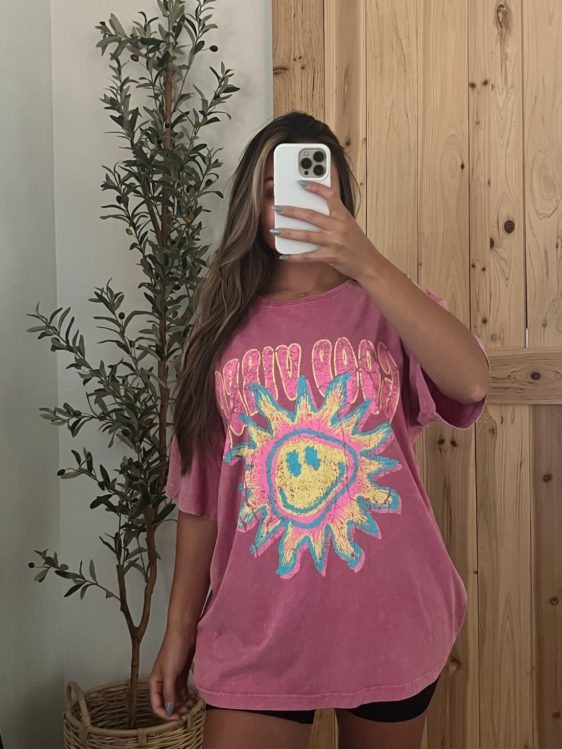 Good Vibes Graphic Tee