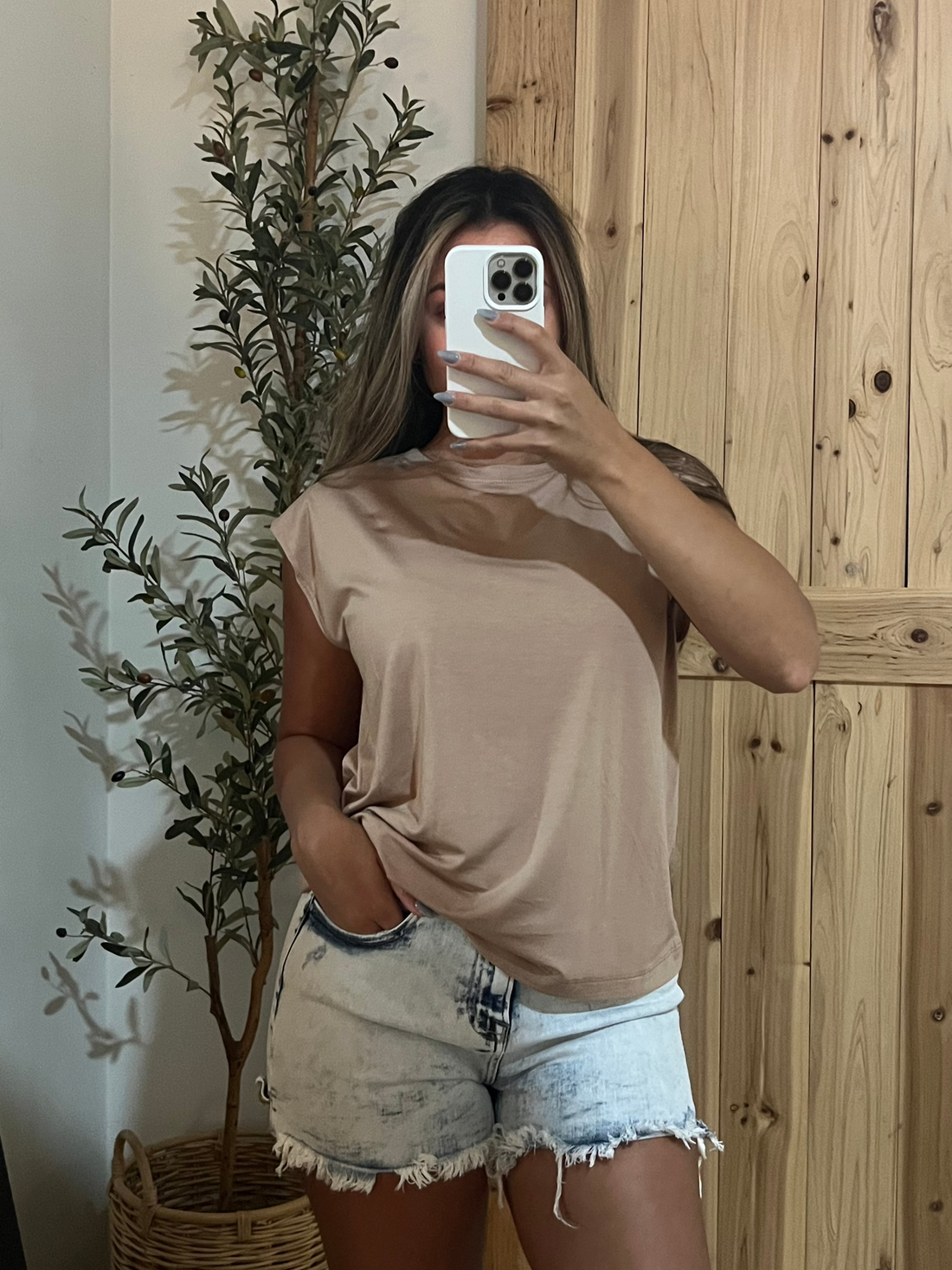 Blossom Mocha Tee / Mocha