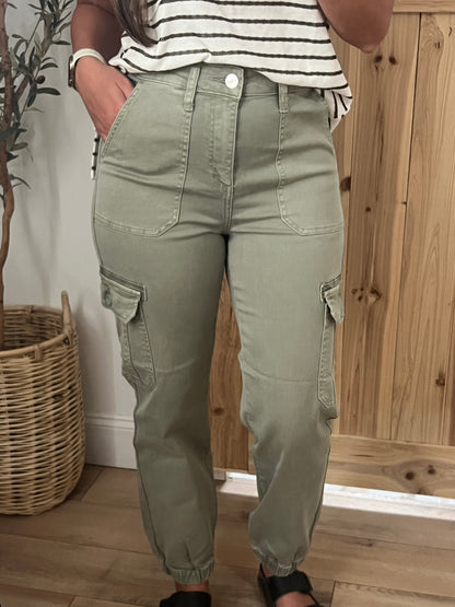 Risen Cargo Joggers / Olive