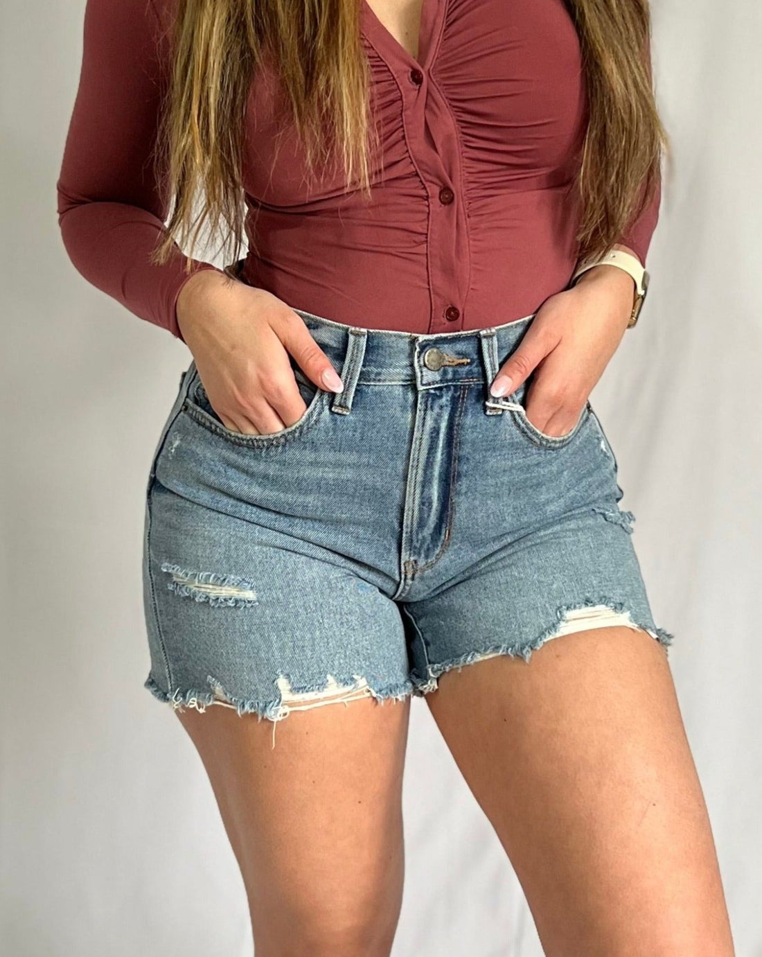 Carrie Distressed Hem Short