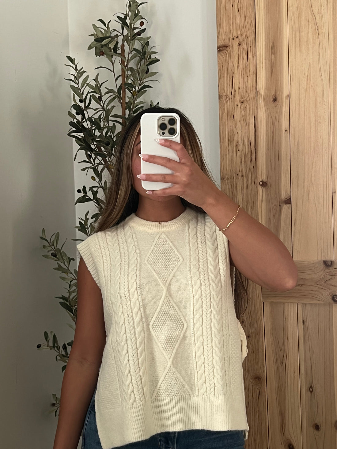 Argyle Side Tie Sweater / Cream