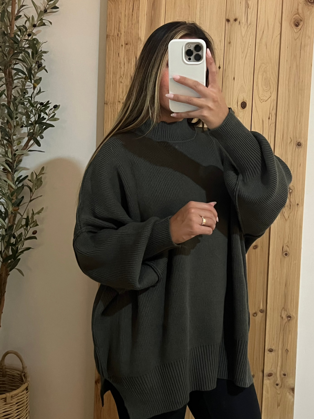 Oversized Essential Knit  / Olive