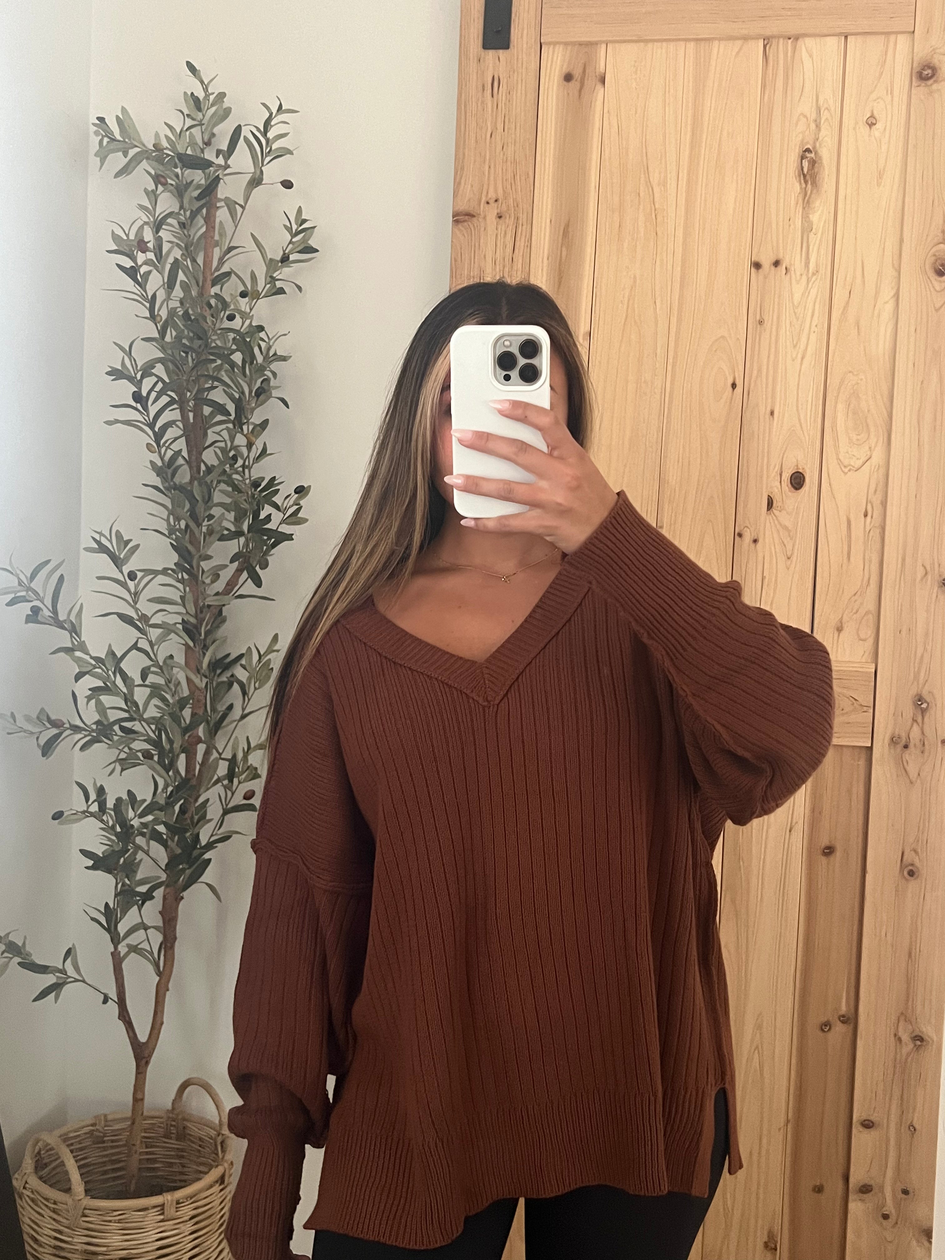 Light Knit Sweater / Coco